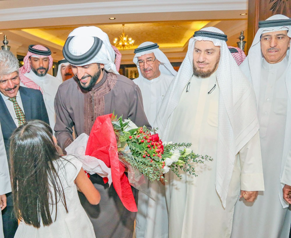 ناصر بن حمد: “الخيرية الملكية” وضعت بصمة العمل الخيري في البحرين