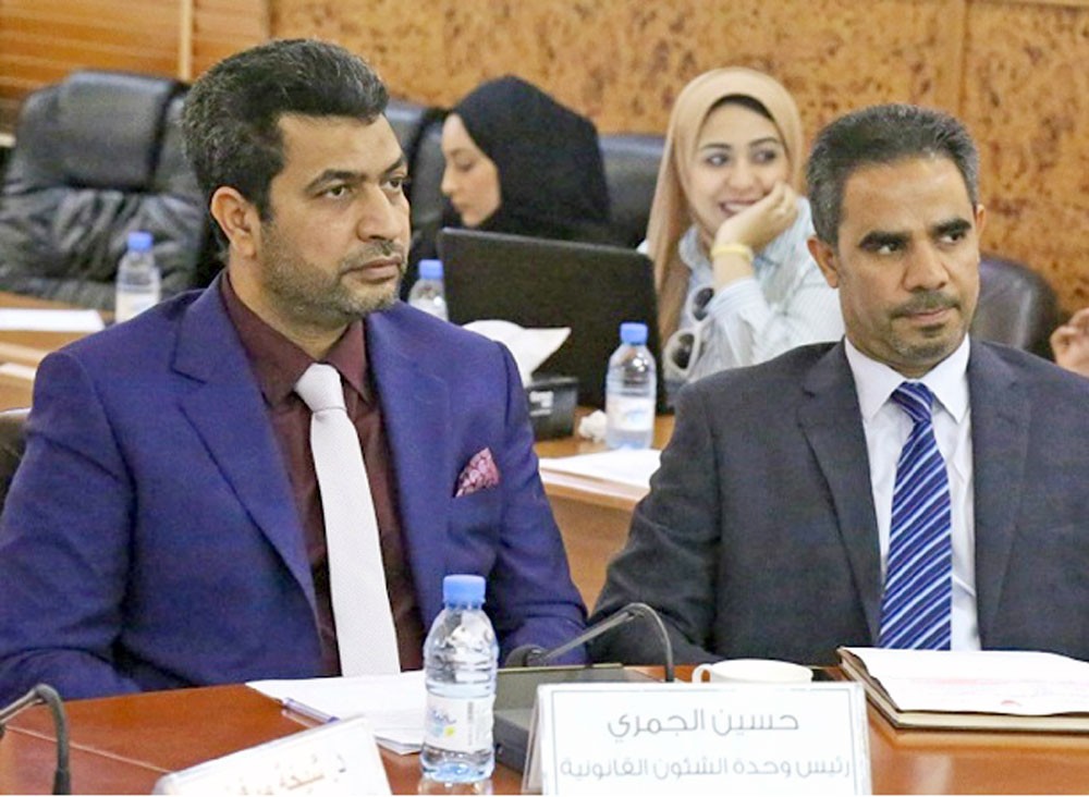 الجمري: لا تشريع يجرم قتل الكلاب الضالة 