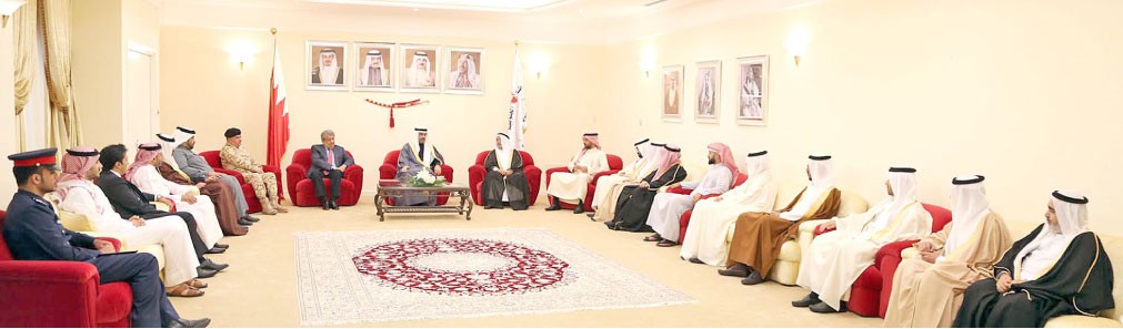 سمو الشيخ خليفة بن علي: نحرص على متابعة المشاريع لضمان إنجازها وفق الخطة الزمنية