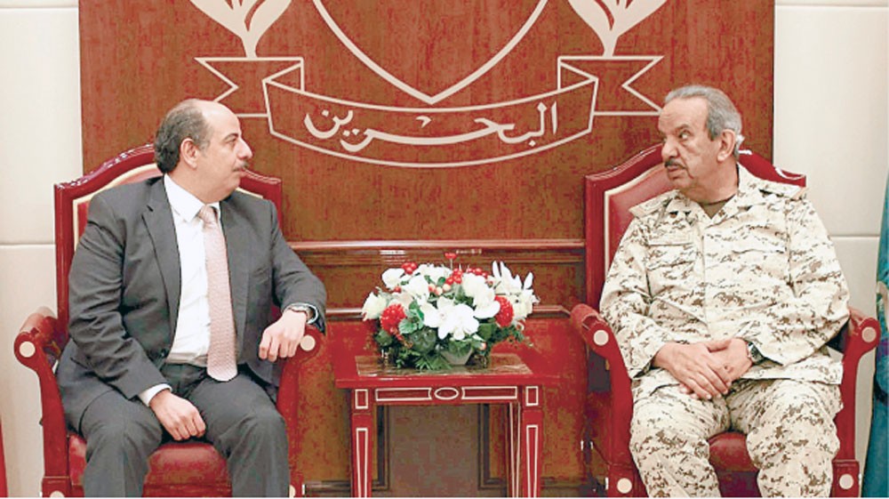 القائد العام يشيد بالعلاقات مع الأردن