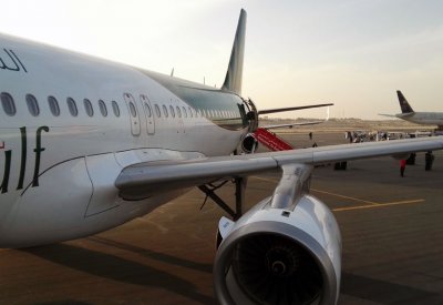 بحث صناعة الطيران مع السعودية
