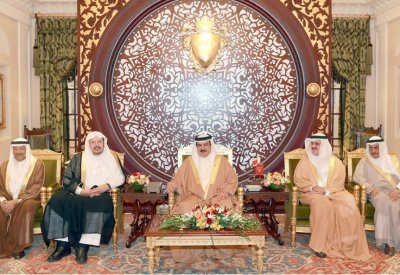 العاهل يشيد بعمق العلاقات التاريخية مع السعودية