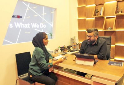 محمد المحرقي.. النموذج البحريني المبدع