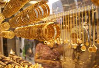 الذهب يرتفع بدعم مخاوف سياسية