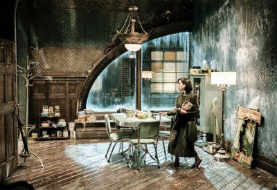 The Shape of Water.. عالم خيالي مذهل