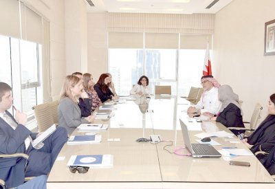 موظفون بـ “الشيوخ الأميركي” يطلعون على عمل “التظلمات” 
