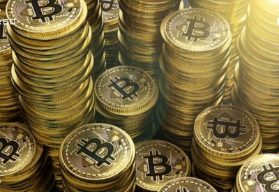 “البيتكوين” تُسجل أكبر خسائر فصلية