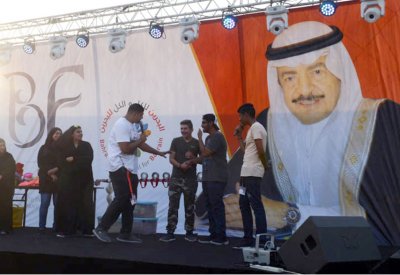 مواطنون: اهتمام كبير من سمو رئيس الوزراء بتعزيز أجواء التعايش
