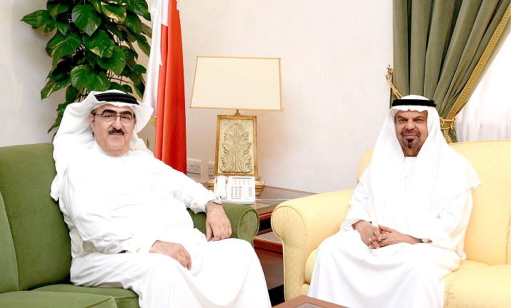 الناصر يودع السفير الإماراتي‎ 	
