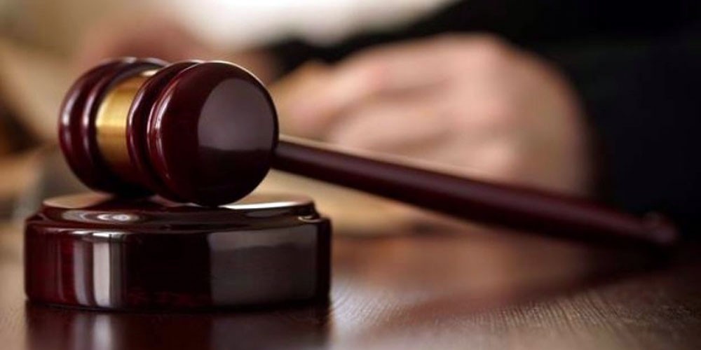 وقف تنفيذ حكم إعادة زوجه إلى عصمة زوجها الأول
