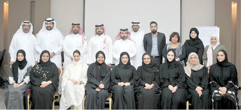 تعزيز المهارات الإعلامية لموظفي “العام”