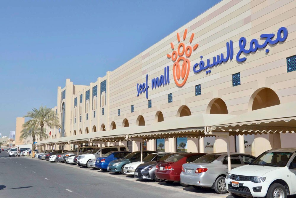 احتفالات رائعة بالسيف بعيد “ست الحبايب”