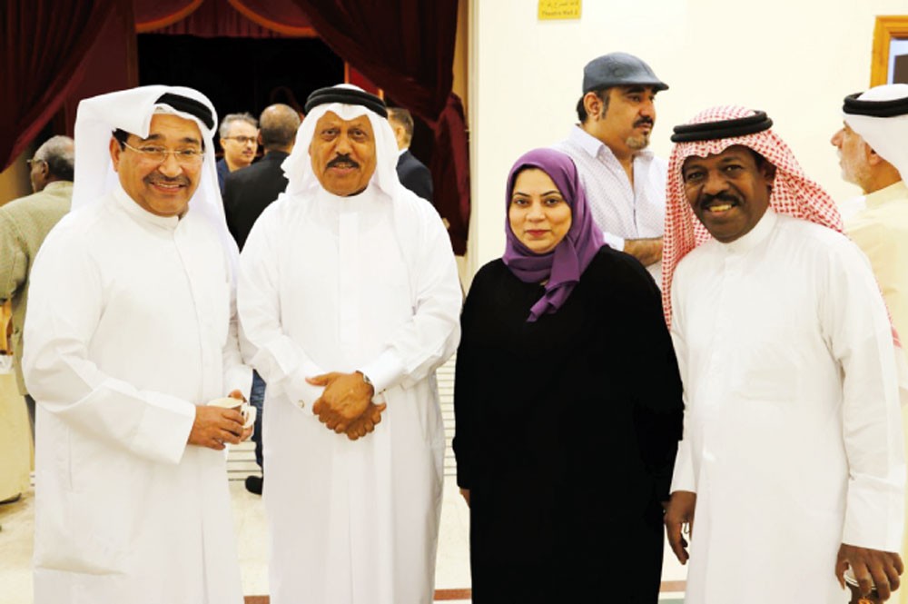 محمد ياسين يشيد بأيام الشارقة المسرحية 