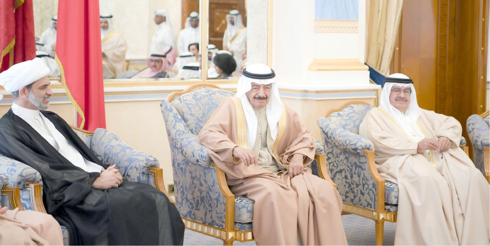 سمو رئيس الوزراء: نحن من هذا الشعب وشعبنا منا