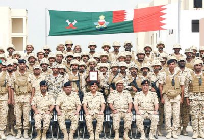 تخريج دورة عسكرية للضباط