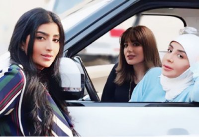  “محطة انتظار”.. حكايات إنسانية