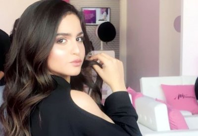 سر اجتماع حلا الترك باللبنانية لين الحايك