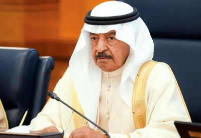 سمو رئيس الوزراء يوجه: الإسراع في تلبية طلبات أهالي السنابس الإسكانية وفق الأقدمية 