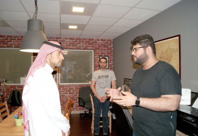 “المشرف العام” بغرفة الأحساء يتفقد “البحرين لتنمية الناشئة”