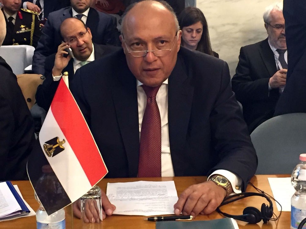وزير الخارجية المصري: قطر تخالف الإجماع العربي