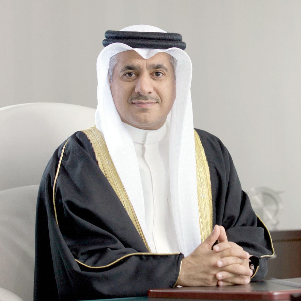 وزير المواصلات يطلع على استعدادات المطار لزوار “الفورمولا 1”