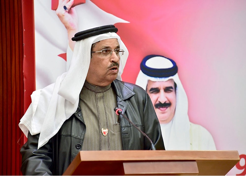 المناعي لـ “البلاد”:  إجابة الوزراء عن أسئلة الشوريين لن تناقش بجلسة عامة