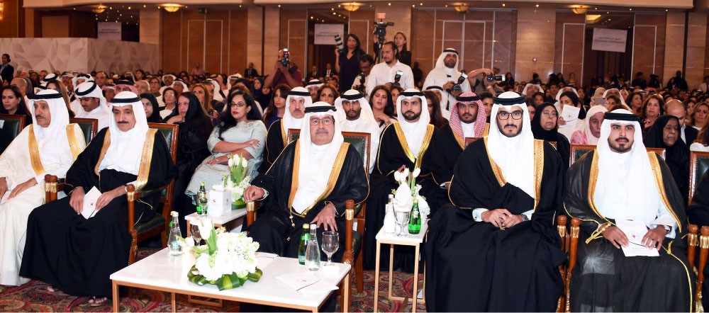  سمو الشيخ علي بن خليفة: تشجيع الاستثمار في التعليم عزز جهود البحرين في تنمية الموارد البشرية