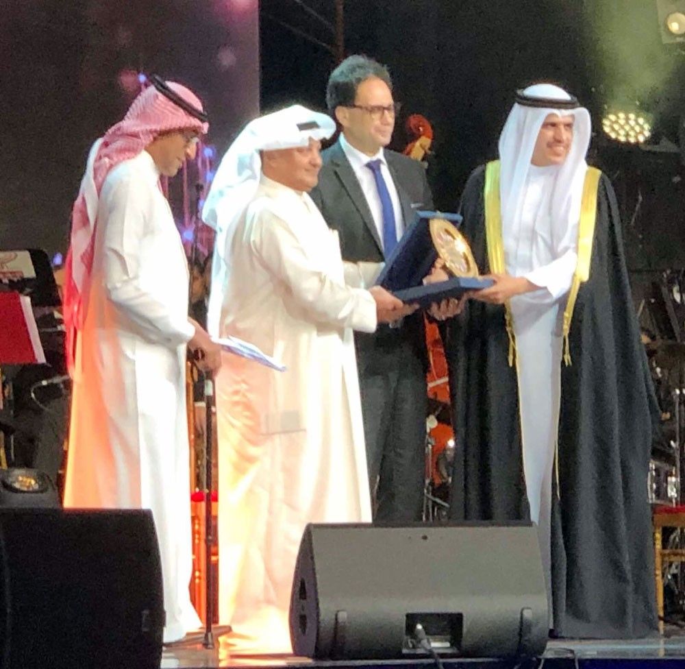 وزير الإعلام يشارك في المهرجان التلفزيوني بتونس
