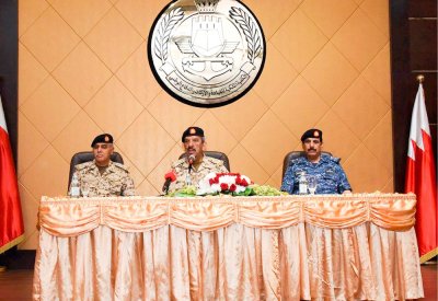 القائد العام: إعداد ضباط مسلحين بالمتطلبات العسكرية المعاصرة