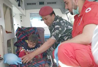 طفل حي ملقى داخل كيس نفايات في لبنان