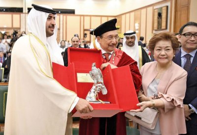 خليفة بن راشد:الحكومة تضع التعليم في الصدارة باعتباره ركيزة لنهضة الوطن