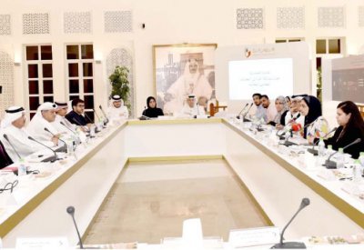 الأنصاري: تعزيز مفاهيم الديمقراطية لدى الطلاب