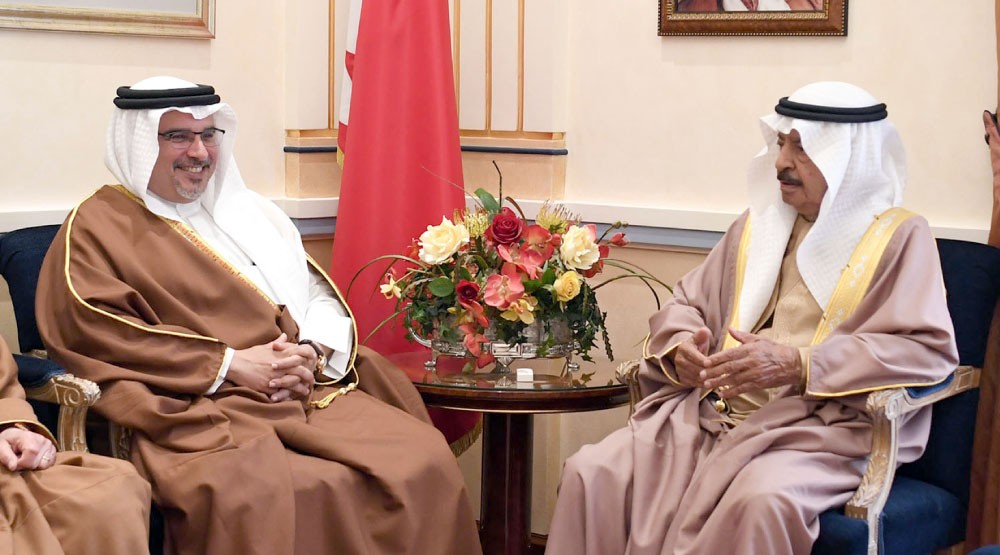 سمو رئيس الوزراء وسمو ولي العهد: التعاون الخيار الاستراتيجي للتصدي للأخطار والتعامل مع انعكاساتها