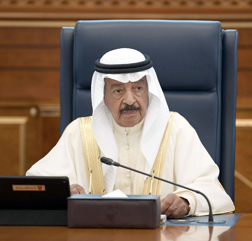 سمو رئيس الوزراء يوجه: ضوابط لارتفاعات المشاريع الاستثمارية مراعاة لخصوصية القرى