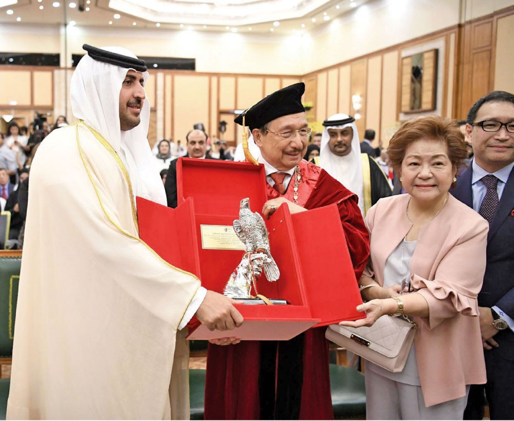 خليفة بن راشد:الحكومة تضع التعليم في الصدارة باعتباره ركيزة لنهضة الوطن