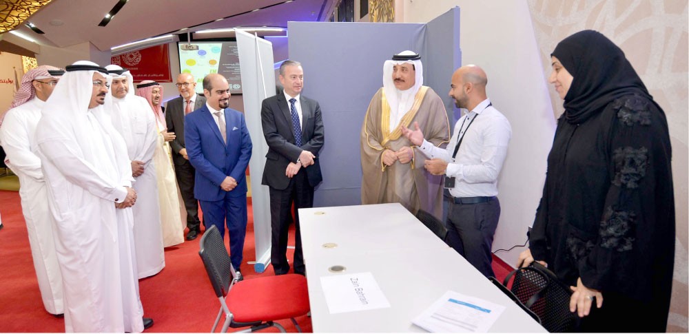 wq 86 % من خريجي “بوليتكنك” بالسوق سنويا