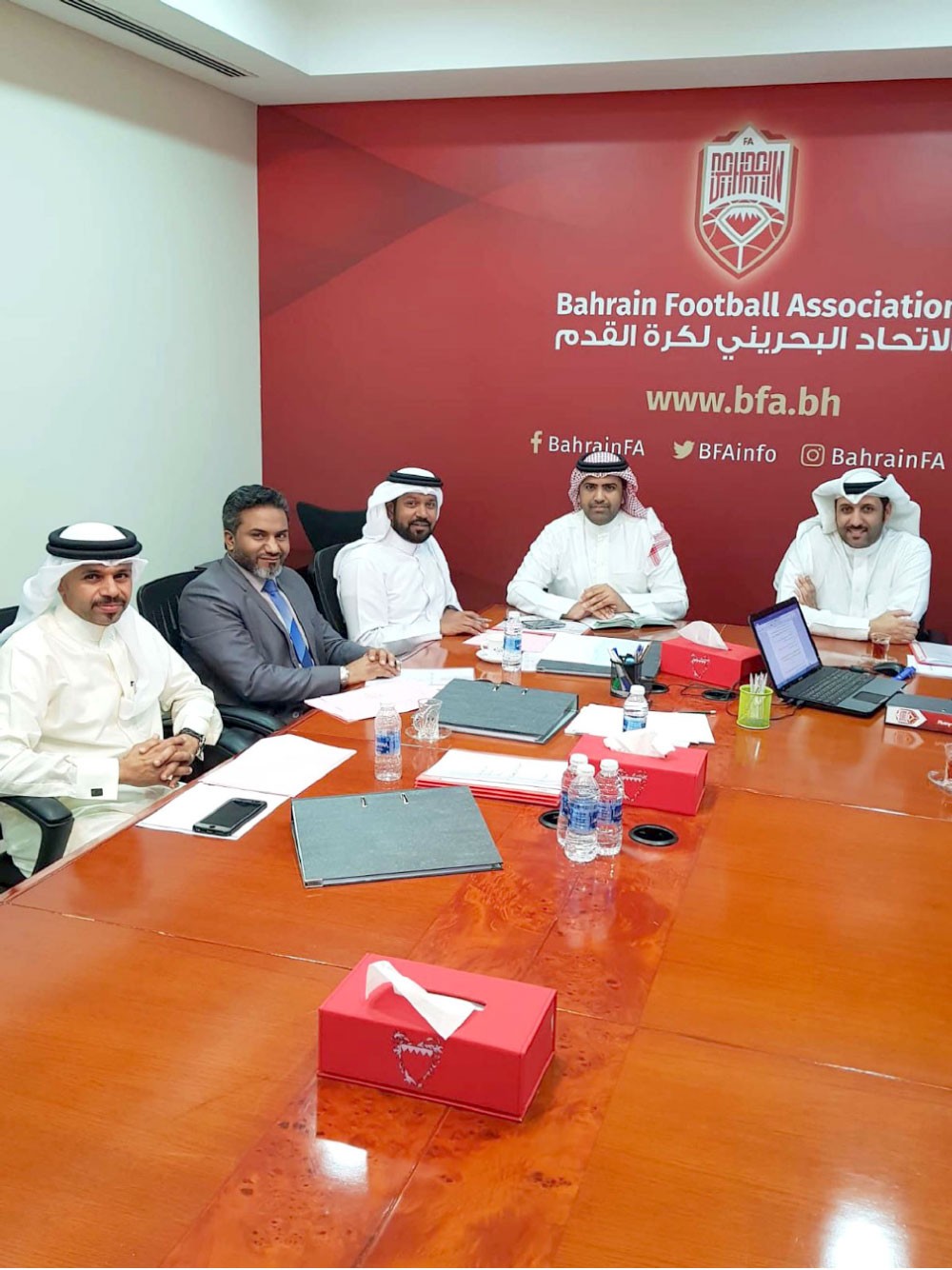 لجنة أوضاع وانتقالات اللاعبين تعقد اجتماعا دوريًا