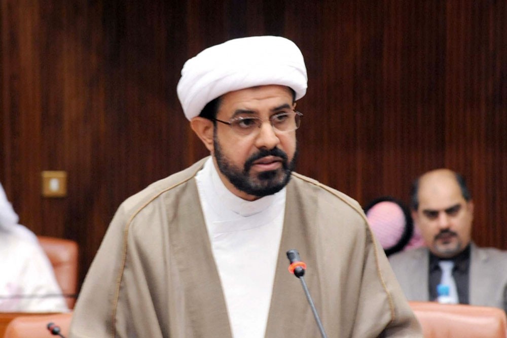 العجز 13 مليار دولار 