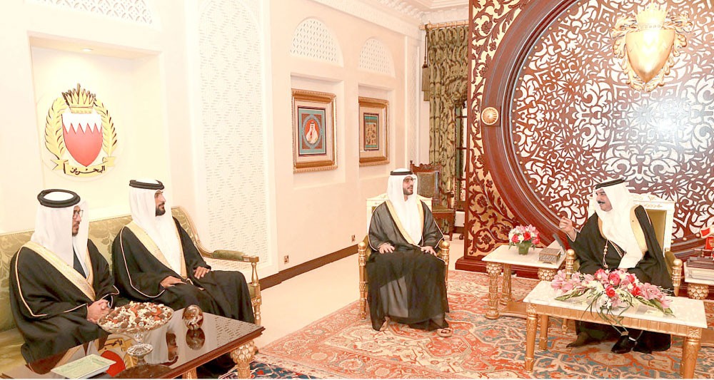 جلالة الملك يشيد بالعلاقات التاريخية مع الإمارات