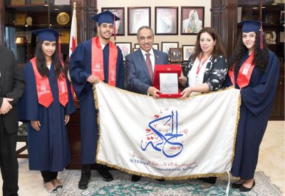 “الحكمة الدولية” تختار وزير الأشغال شخصية العام
