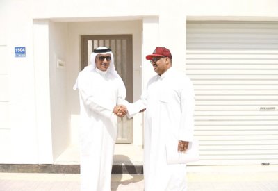الحمر يتفقد نسب الإنجاز بالمرحلة الأولى لـ “مدينة خليفة”