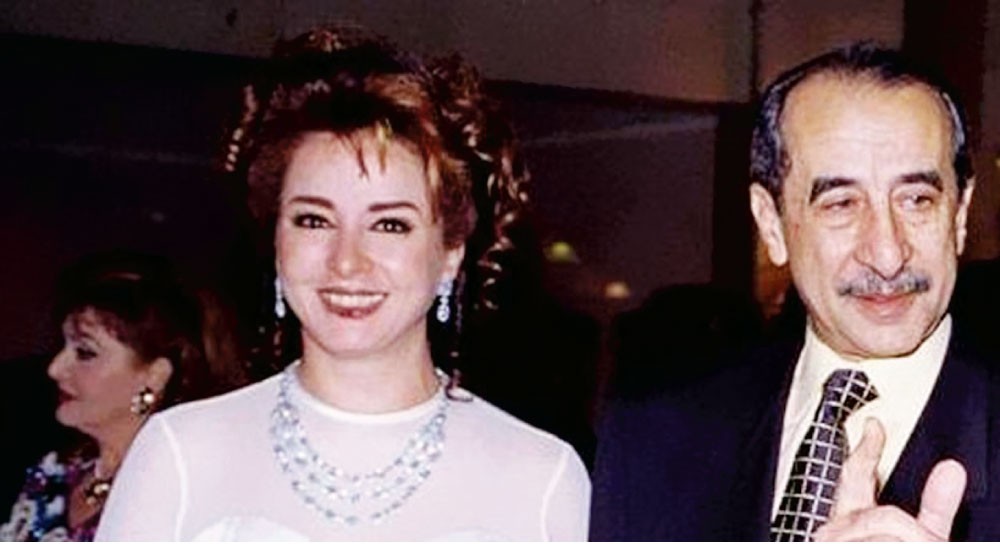 “مأذون المشاهير” يفتح خزانة أسرار زيجات الفنانين