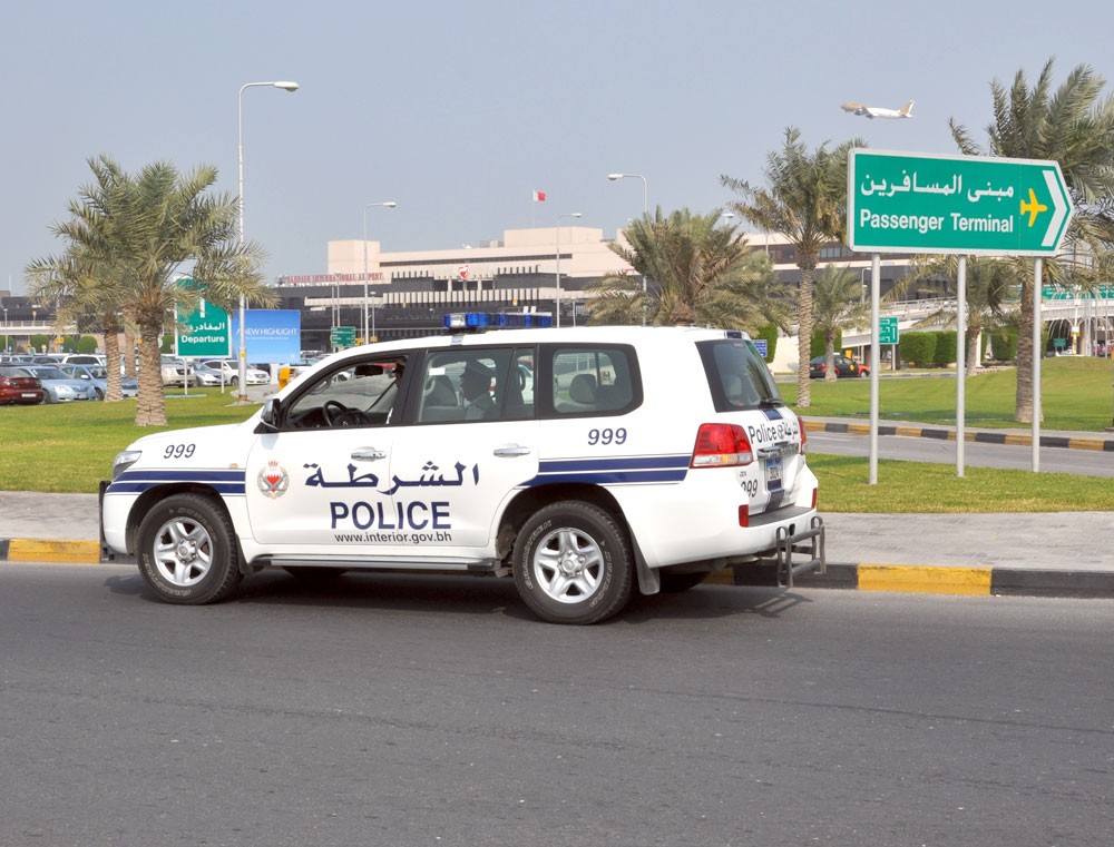 مديرية شرطة المطار تتمنى لكم سفرا آمنا