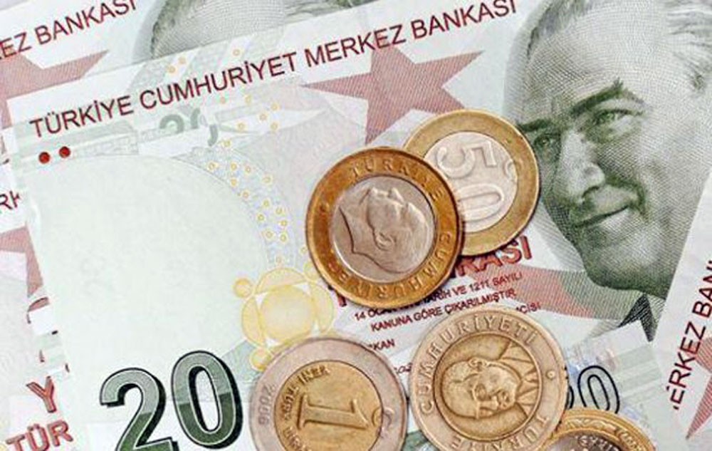 تراجع الليرة التركية بعد تهديد ترامب