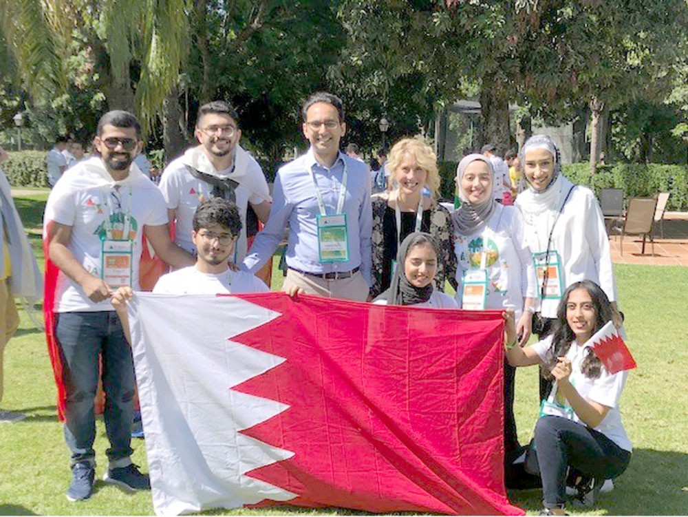 البحرينيون يرفعون اسم المملكة في منتدى عالمي بالمكسيك