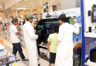 “شرف دي جي” يقيم فعالية للألعاب في سيتي سنتر