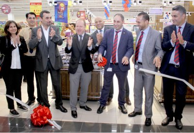 “واحة الجفير” يحتضن متجرا جديدا لـ “كارفور”