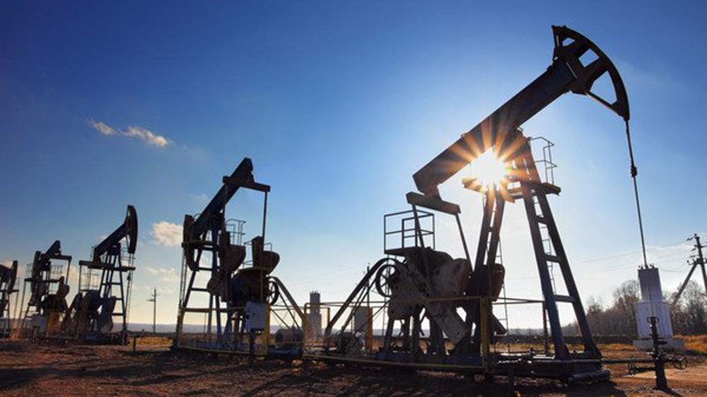 مصادر: السعودية تخفض أسعار النفط لآسيا