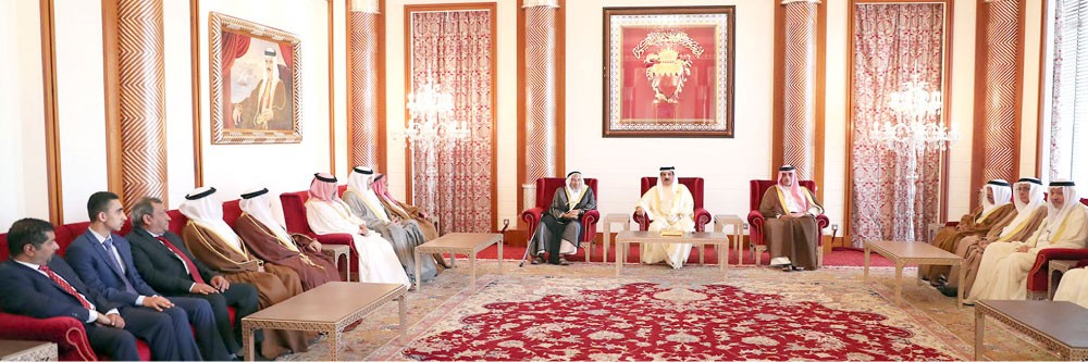  العاهل: البحرين تمضي قدما نحو مزيد من البناء والتطوير