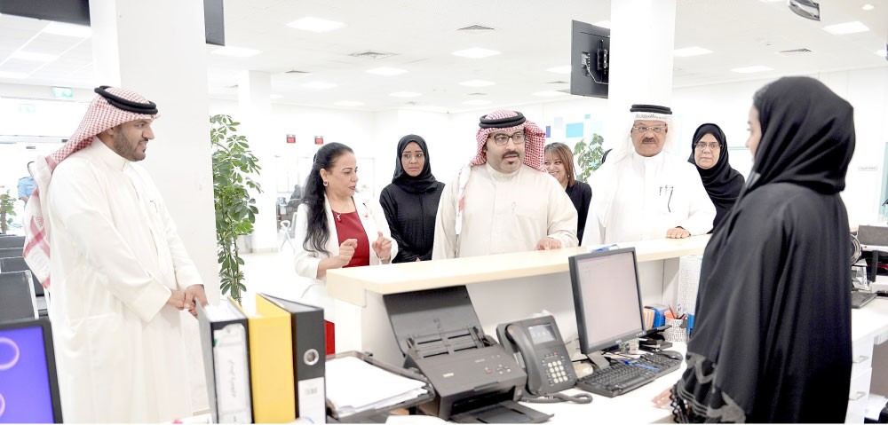 “التربية”: تقليص فترة إنجاز المعاملات بخدمات المراجعين